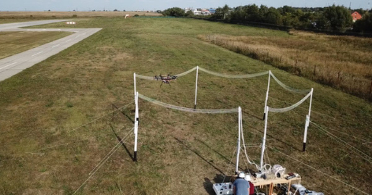 2019 CES-Global Energy Transmission讓無人機能夠在飛行中進行充電。