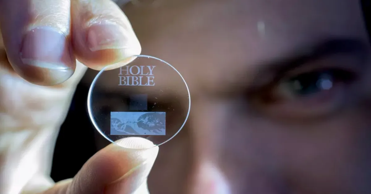5D Glass Discs比CD更多信息存儲3000倍